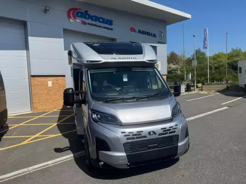 Adria Coral Supreme 670 DC (2026)