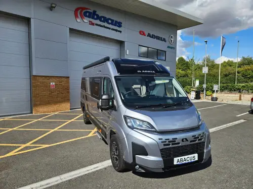 Adria Twin 640 SGX 60Y (2026)