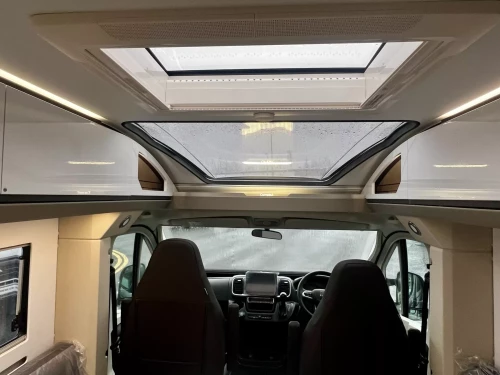 Adria Compact Supreme DL (2025)