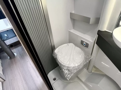 Adria Compact Supreme DL (2025)