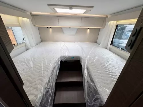 Adria Coral Supreme MB 670 (2025)