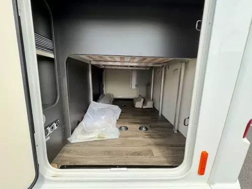 Swift Voyager 594 (2025)