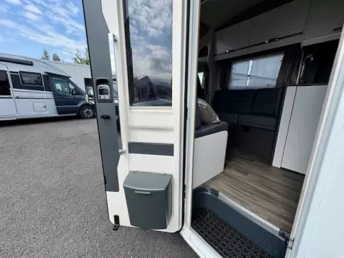 Swift Voyager 594 (2025)