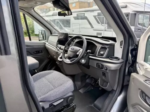 Swift Voyager 594 (2025)
