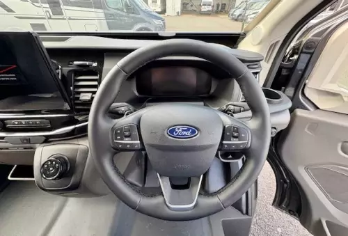 Swift Voyager 594 (2025)