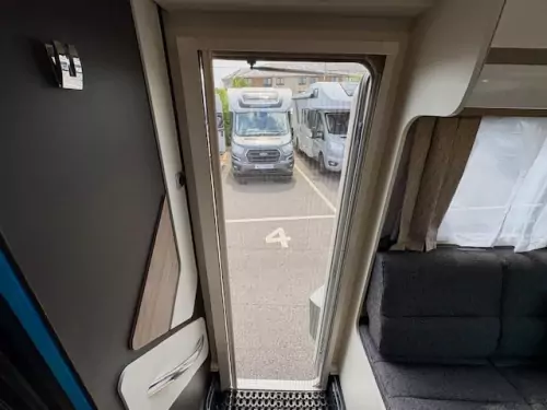 Swift Voyager 594 (2025)
