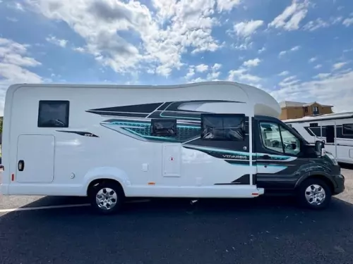 Swift Voyager 594 (2025)