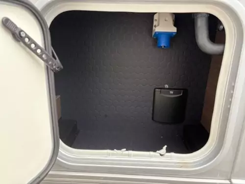 Adria Matrix Supreme 670 SC