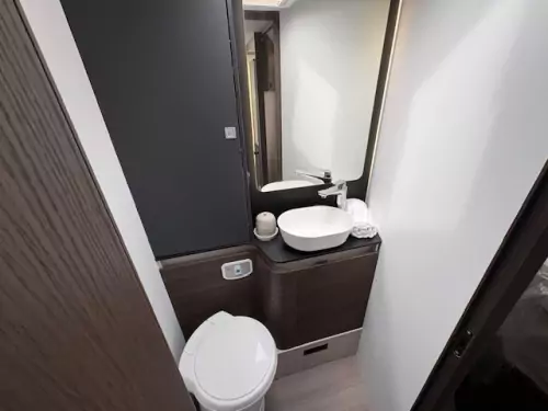 Adria Matrix Supreme 670 SC