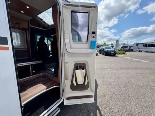 Weinsberg CaraCompact Suite 640 MEG