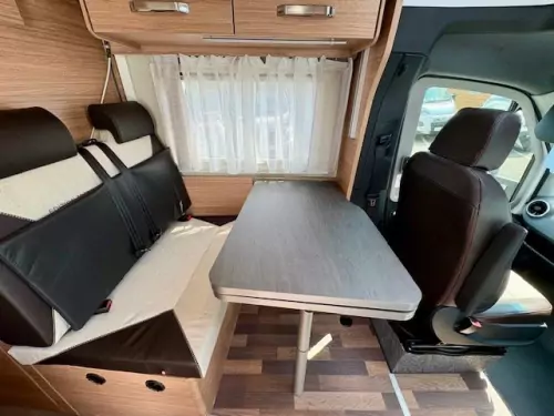 Weinsberg CaraCompact Suite 640 MEG