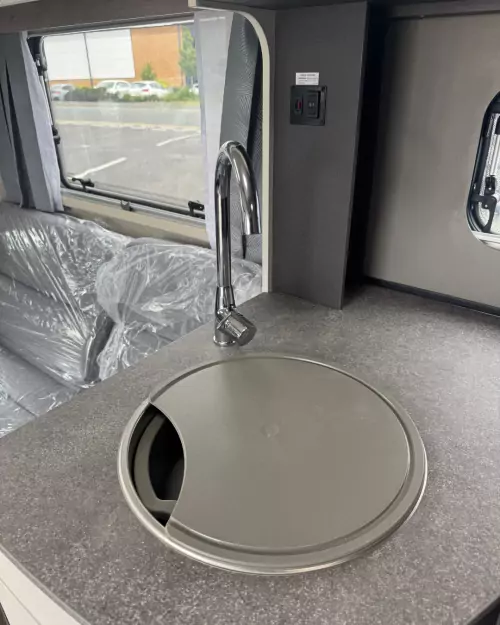 Swift Voyager 584 (2026)