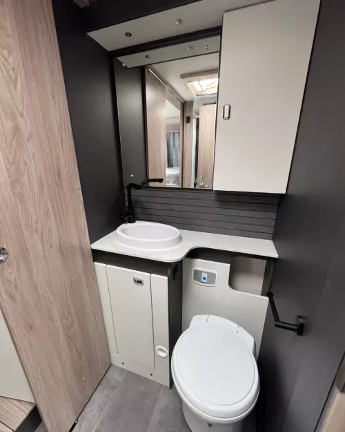 Swift Voyager 584 (2026)