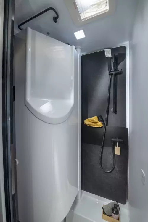 Adria Compact Max DL (2025)