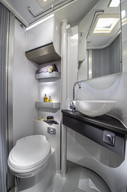 Adria Compact Supreme DL (2026)