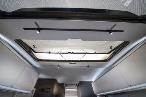 Adria Coral Supreme 670 DC (2026)