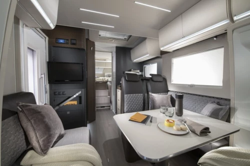 Adria Matrix Supreme 670 SL (2026)