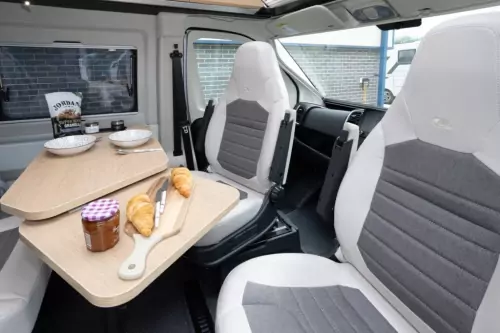 Adria Twin 60Y 640 SGX (2026)