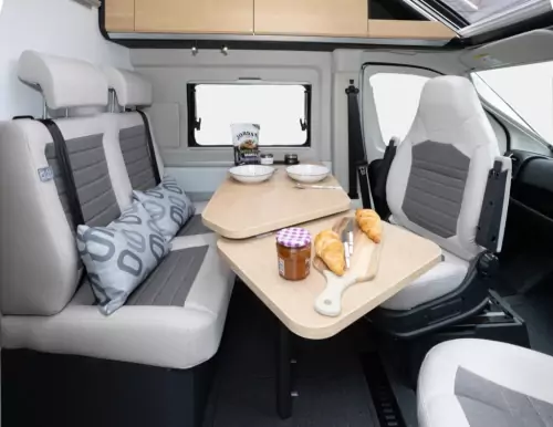 Adria Twin 60Y 640 SGX (2026)