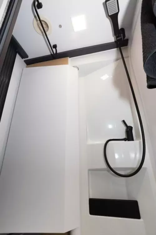 Adria Twin 60Y 640 SGX (2026)