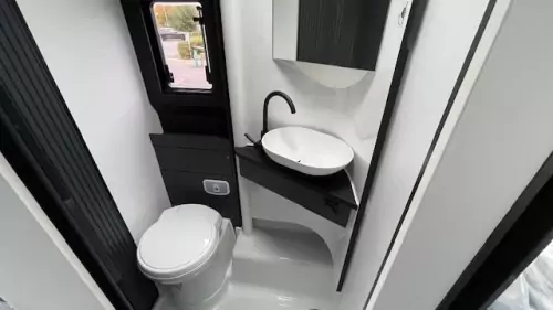 Adria Compact Max DL (2025)