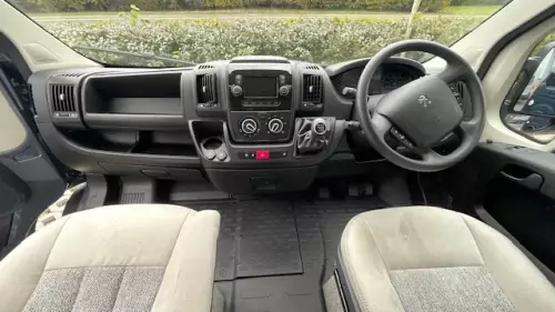 Auto Explore RL (2022)
