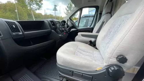 Auto Explore RL (2022)