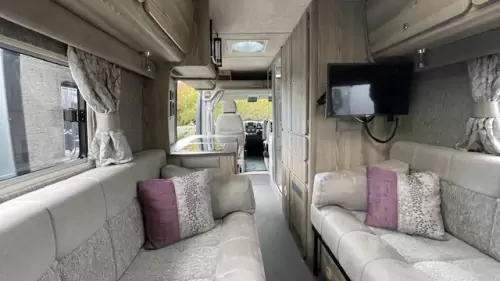 Auto Explore RL (2022)