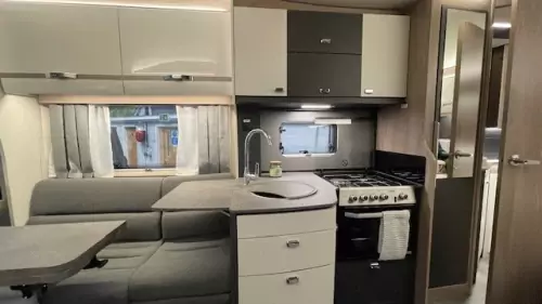 Swift Voyager 564 (2026)