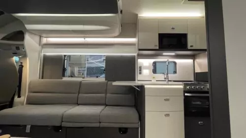 Swift Escape 674 (2026)