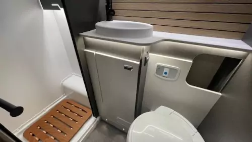 Swift Escape 674 (2026)