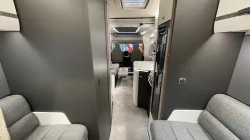 Swift Escape 674 (2026)