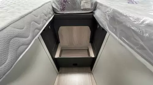 Swift Voyager 584 (2026)