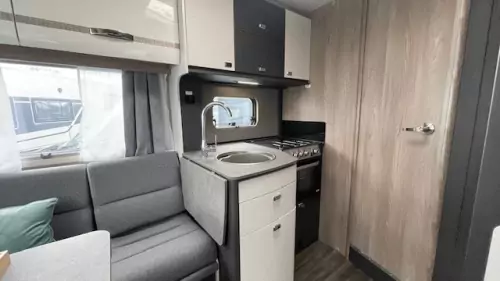Swift Voyager 594 (2026)