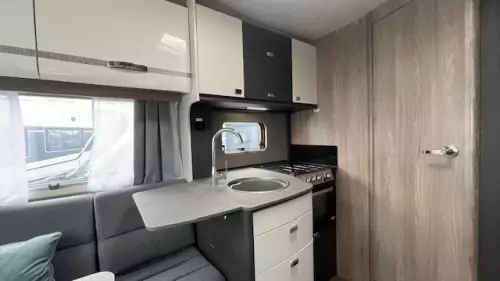Swift Voyager 594 (2026)