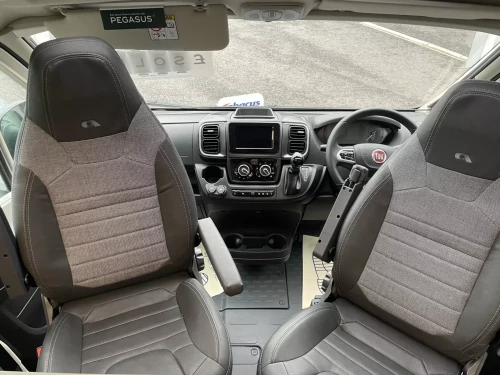 Adria Twin Sports 600 SPB (2024)