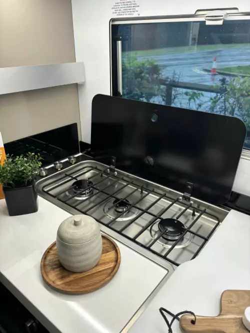 Adria Compact Supreme DL (2025)