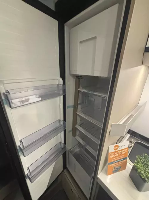 Adria Compact Supreme DL (2025)