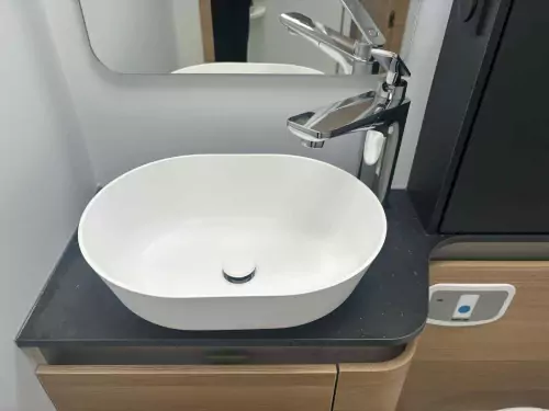 Adria Coral 670 DL 60 Year Edition (2025)