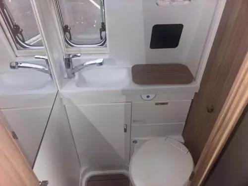 Weinsberg CaraBus 600 ME Edition (2025) [FIRE]