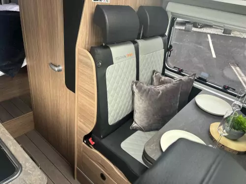 Weinsberg CaraBus 600 ME Edition (2025) [FIRE]