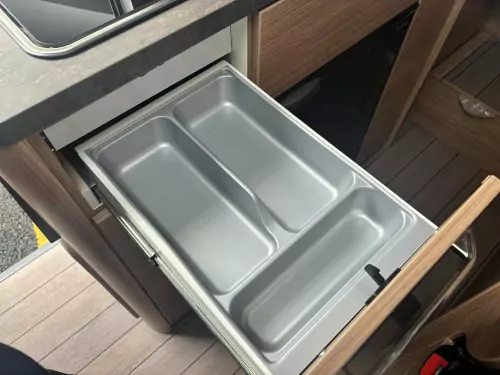 Weinsberg CaraBus 600 ME Edition (2025) [FIRE]