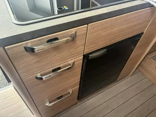 Weinsberg CaraBus 600 ME Edition (2025) [FIRE]