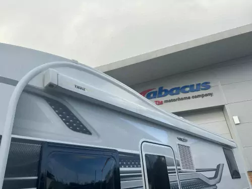 Swift Escape 684 (2026)