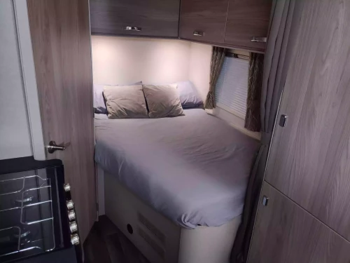 Swift Edge 464 (2023)