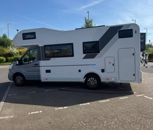 Adria Sun Living A70 DK 2025