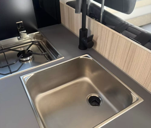 Adria Sun Living A70 DK 2025