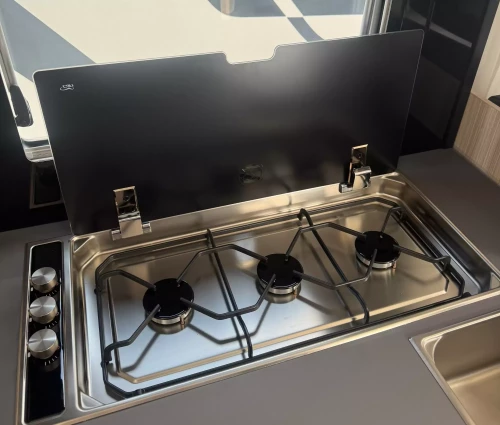 Adria Sun Living A70 DK 2025