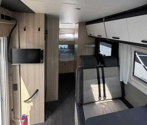 Adria Sun Living A70 DK 2025