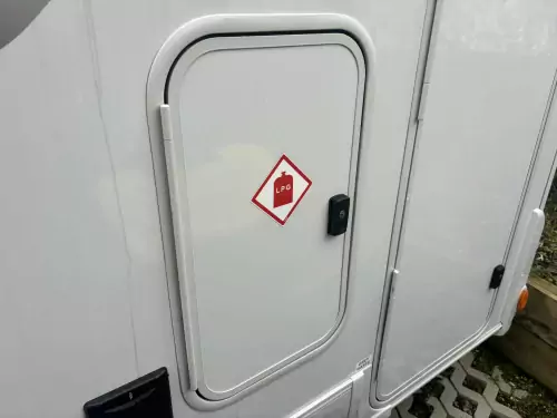 Adria Sun Living A70 DK 2025